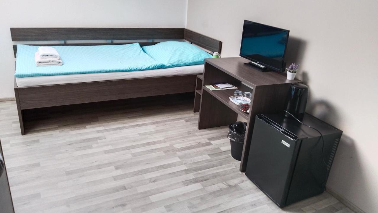 Penzion U Brazdu Ivancice Εξωτερικό φωτογραφία